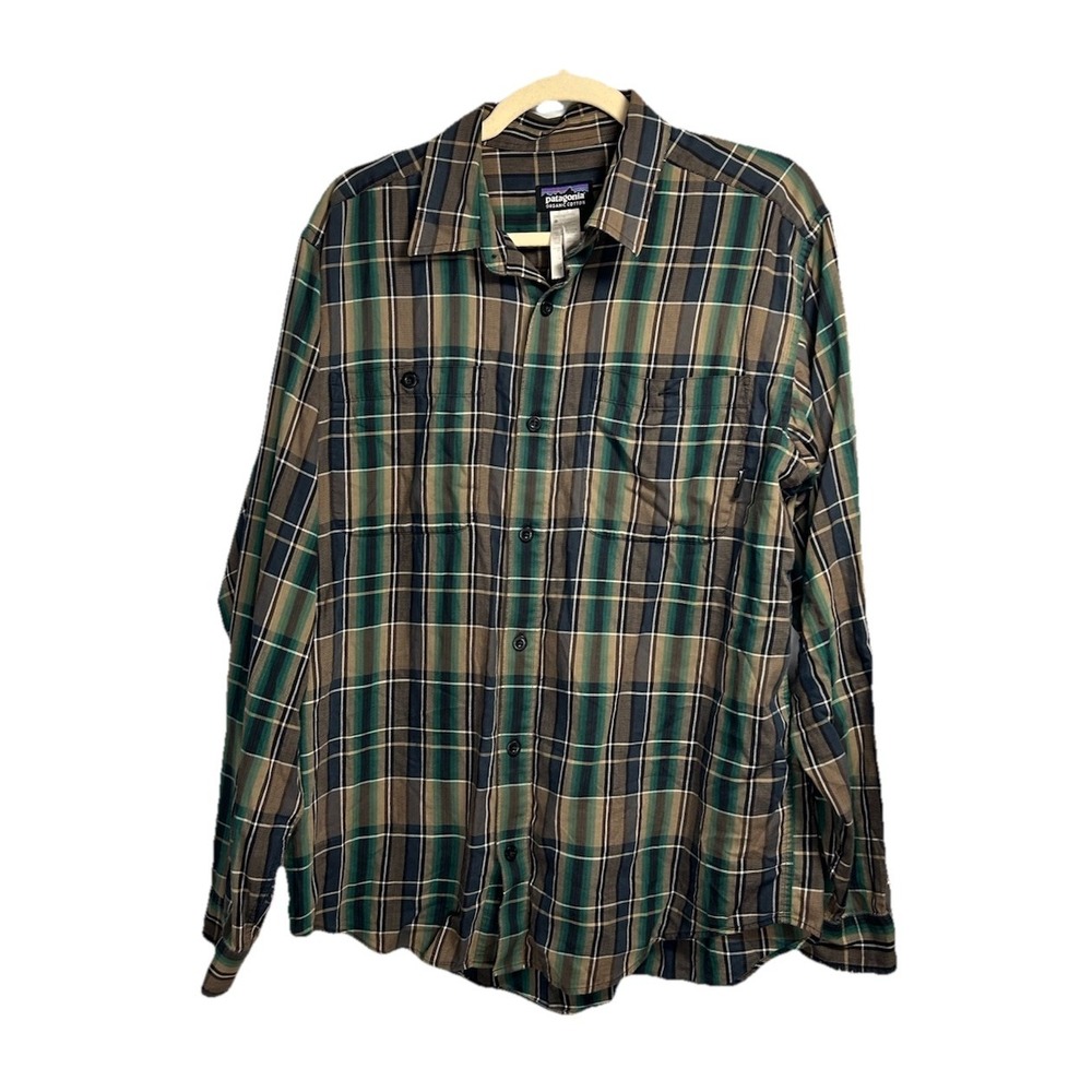 Patagonia Organic Cotton Button Up Shirt Men's Medium Green Brown Plaid Outdoors